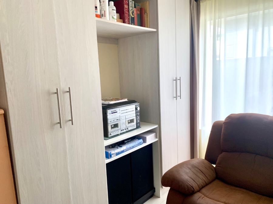 3 Bedroom Property for Sale in Dana Bay Western Cape